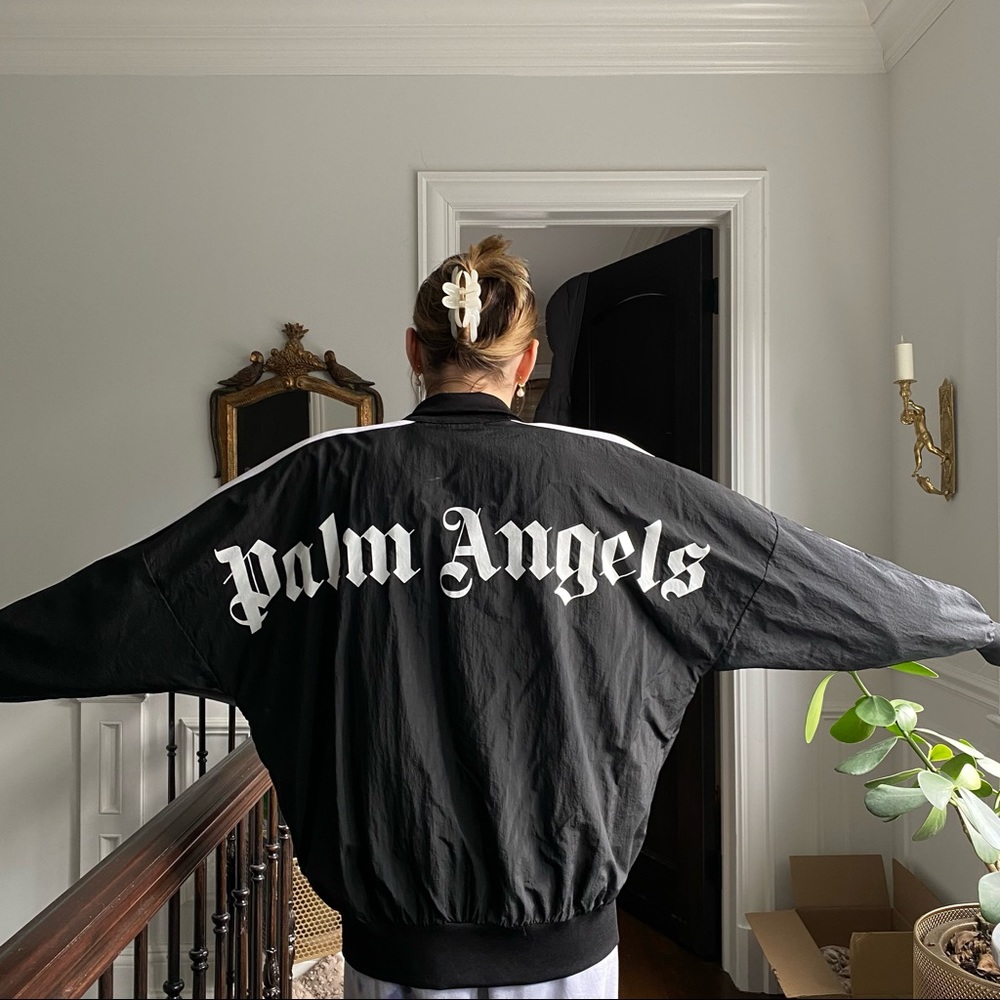 PALM ANGELS CURVED LOGO ZIP TRACK JACKET BLACK